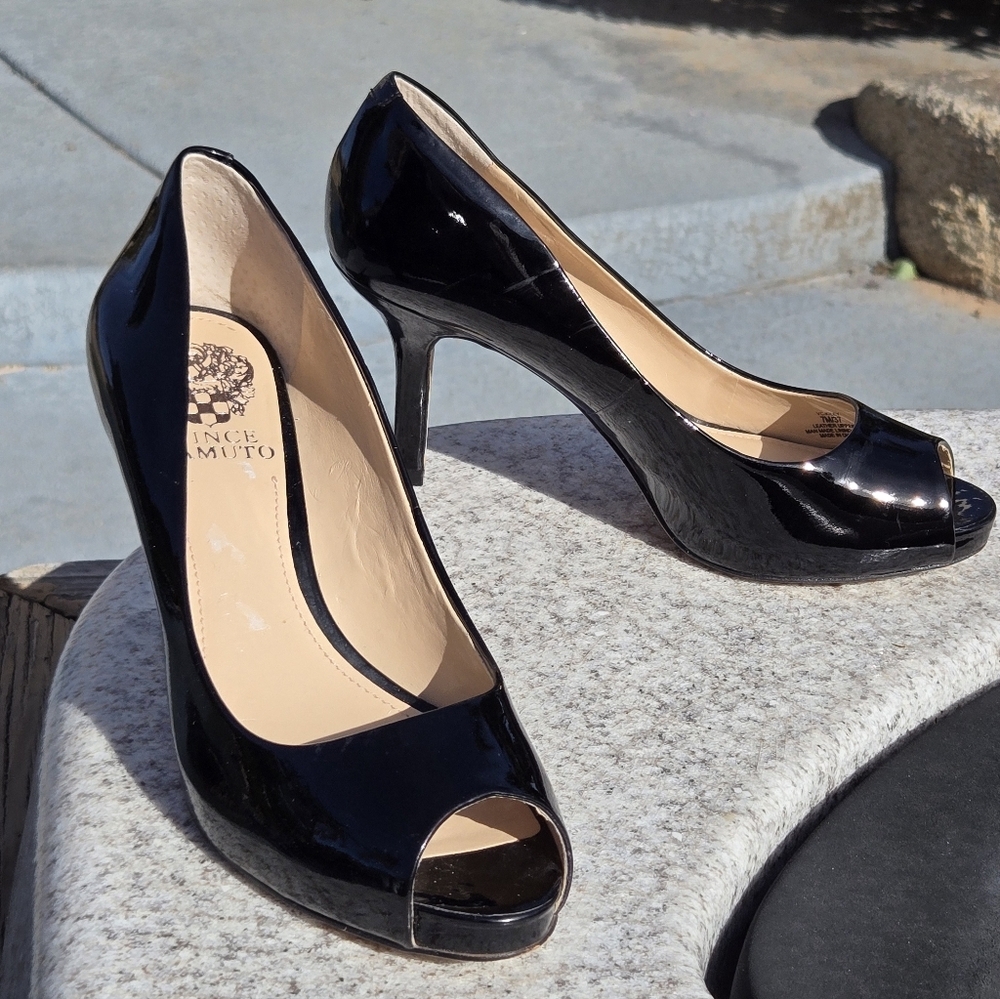 Vince Camuto VC-Kiley Sz 7 High Heels Leather Black Patent Leather Peep Toe Blk